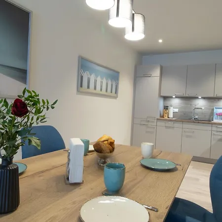 Strandstern Mit Terrasse Und Sauna Strandnah Apartment Kellenhusen